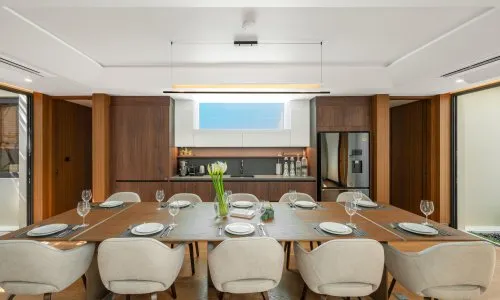 Large 4-Bedroom Villa, with sea view and near the sea, on Bangtao/Laguna beach