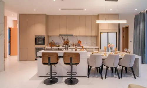 4-Bedroom Villa, with golf course, on Chalong beach