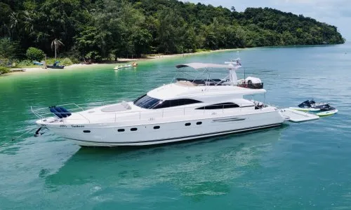 Моторная яхта Princess Oceana 65ft — 2