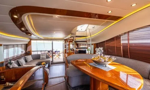 Моторная яхта Princess Oceana 65ft — 7