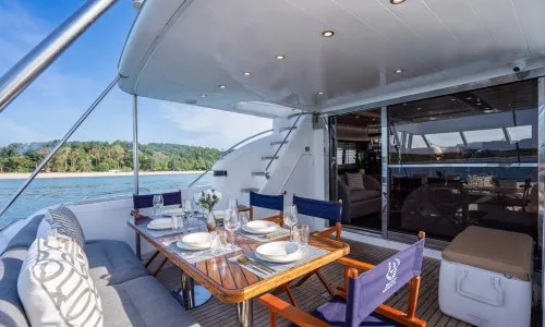 Моторная яхта Princess Oceana 65ft — 13
