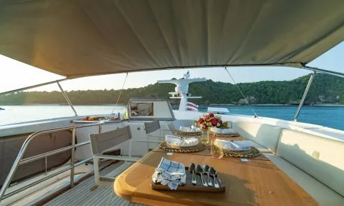 Princess S72 Motor Yacht — 9