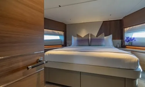 Princess S72 Motor Yacht — 18
