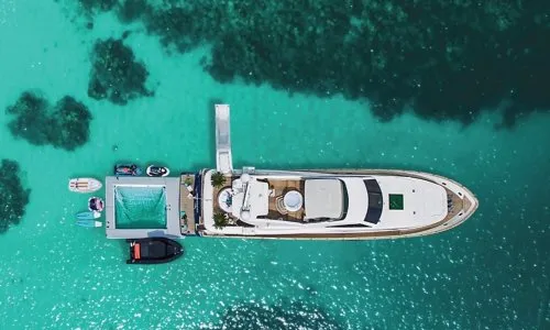 Astondoa 102ft motor yacht — 2