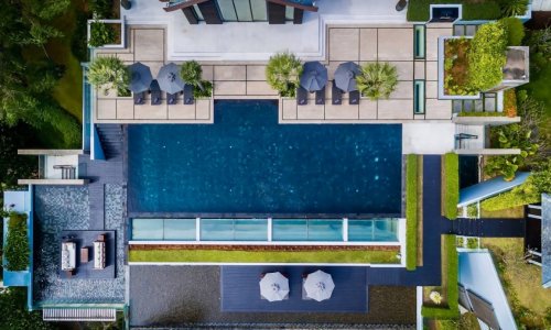 Villa Sawarin — Luxury 10-Bedroom Beachfront Estate