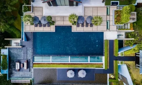 Villa Sawarin — Luxury 10-Bedroom Beachfront Estate