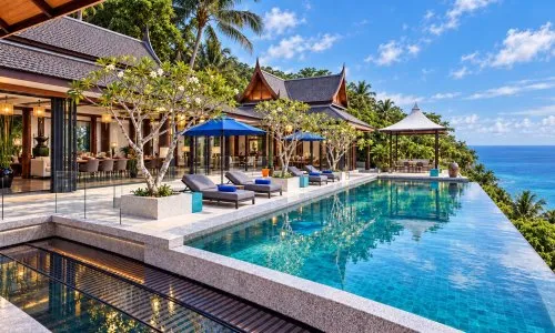 Villa La Thalé — Luxury 5-Bedroom Oceanfront Estate