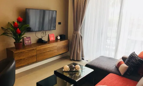 Превосходные апартаменты с 1 спальней и с видом на город, на пляже Бангтао/Лагуна