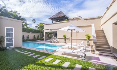 Удобная вилла с 3 спальнями и с видом на бассейн в проекте Зе Резиденс Бангтао, на пляже Бангтао/Лагуна