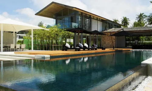 Потрясающая вилла премиум класса с 6 спальнями и с видом на море в проекте Сава виллаc, на пляже Натай