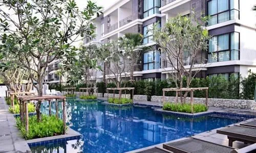 Прекрасные апартаменты с 2 спальнями и с видом на бассейн, не далеко от моря в проекте Зе Тайтл Равай, на пляже Равай