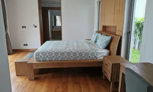 Сногсшибательная вилла с 3 спальнями и с видом на бассейн, не далеко от моря, на пляже Ао Йон (+ Видео обзор)