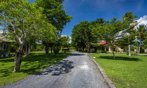 Сказочная вилла с 1 спальней и с видом на сад, на пляже Чалонг