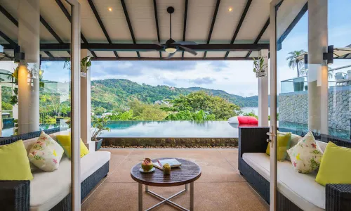 Прекрасная вилла премиум класса с 6 спальнями и с видом на море в проекте Катаманда, на пляже Ката