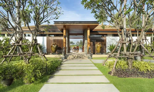 Великолепная вилла с 2 спальнями и с видом на озеро, на пляже Натай