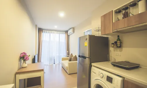 Модные апартаменты с 1 спальней и с видом на город в проекте Зескейп 1 Кондоминиум, на пляже Бангтао/Лагуна