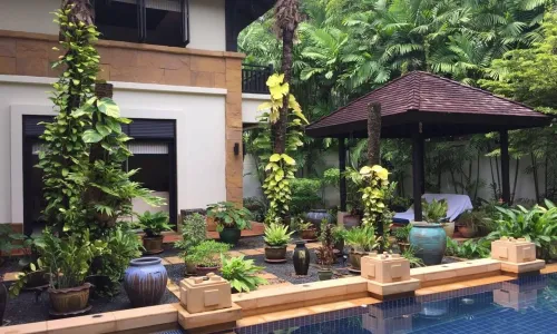 Модная вилла с 4 спальнями и с видом на бассейн, не далеко от моря в проекте Чом Таван, на пляже Бангтао/Лагуна