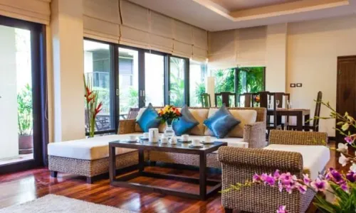 Сногсшибательные апартаменты с 3 спальнями и с видом на сад, не далеко от моря в проекте Маантаван, на пляже Бангтао/Лагуна