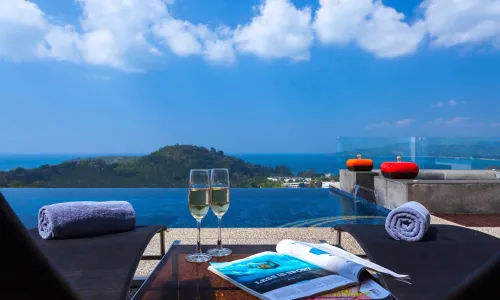 Сногсшибательная вилла премиум класса с 5 спальнями и с видом на море в проекте Баан Тай Сурин Хилл, на пляже Сурин