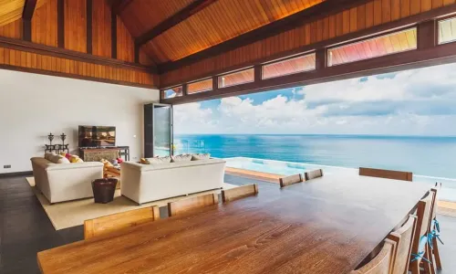 Модная вилла премиум класса с 5 спальнями и с видом на море в проекте Малайвана, на пляже Найтон