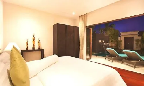 Шикарная вилла с 3 спальнями и с видом на бассейн в проекте Суксан, на пляже Равай