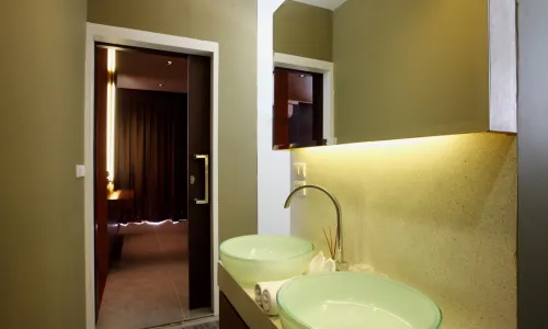 Превосходные апартаменты с 3 спальнями и с видом на горы в проекте Зе Tрис резиденс, на пляже Камала 