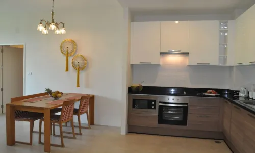 Cтильные апартаменты с 2 спальнями и с видом на море в проекте Карон Хилл, на пляже Карон