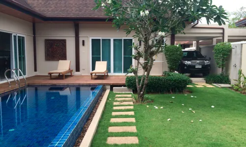 Шикарная вилла с 4 спальнями и с видом на бассейн в проекте Ту Виллас Холидей Ориентал Стайл Лайян, на пляже Бангтао/Лагуна