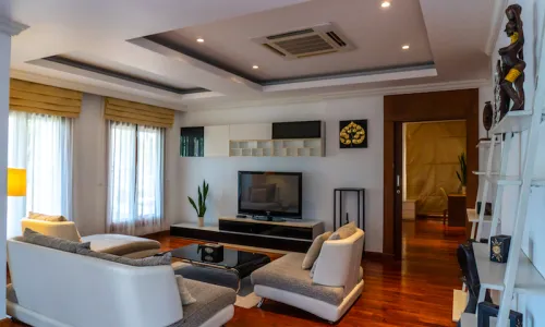 Восхитительная вилла с 4 спальнями и с видом на бассейн, на пляже Май  Кхао