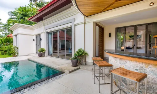 Удобная вилла с 4 спальнями и с видом на бассейн в проекте Сайтан, на пляже Бангтао/Лагуна