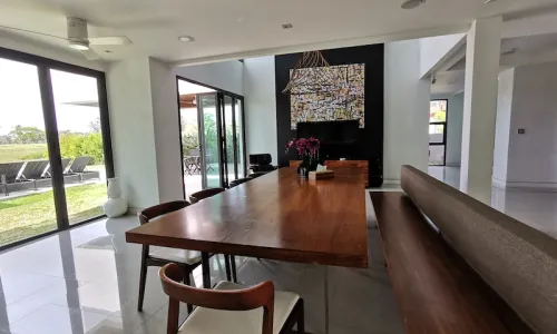 Роскошная вилла с 4 спальнями и с видом на озеро в проекте Лагуна Хомс, на пляже Бангтао/Лагуна (+ Видео обзор)