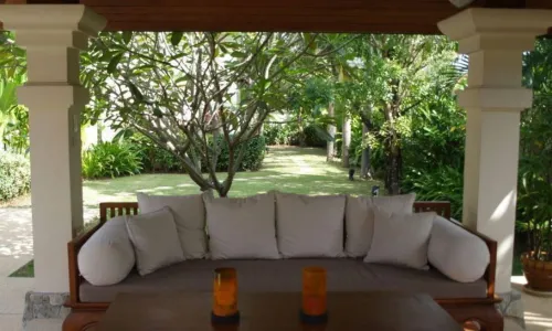 Восхитительная вилла с 4 спальнями и с видом на бассейн в проекте Сайтан, на пляже Бангтао/Лагуна