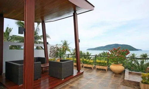 Потрясающая вилла с 3 спальнями и с видом на бассейн, не далеко от моря в проекте Ева бич, на пляже Равай