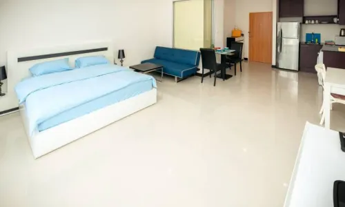 Сногсшибательные апартаменты с 1 спальней и с видом на горы в проекте Карон Чик, на пляже Карон