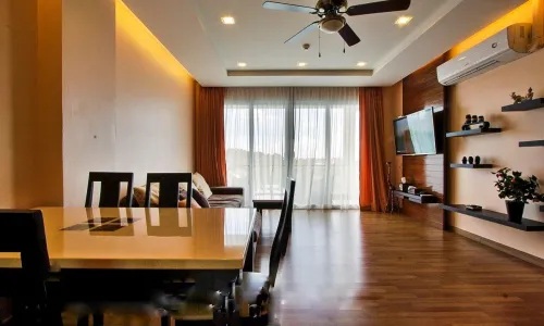 Сногсшибательные апартаменты с 2 спальнями и с видом на бассейн в проекте Си энд Cкай, на пляже Карон