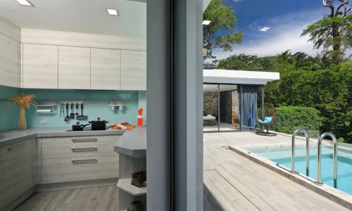 Модная вилла с 4 спальнями и с видом на море в проекте Шуга Вилла Камала, на пляже Камала 