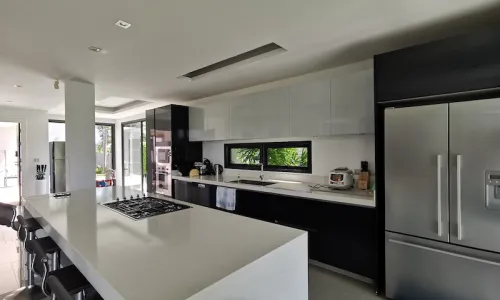 Роскошная вилла с 4 спальнями и с видом на озеро в проекте Лагуна Хомс, на пляже Бангтао/Лагуна (+ Видео обзор)