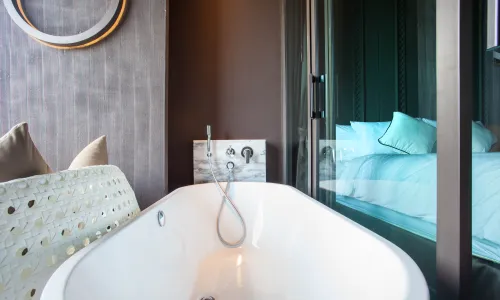 Восхитительные апартаменты с 2 спальнями и с видом на бассейн в проекте Сатурдэйс, на пляже Равай