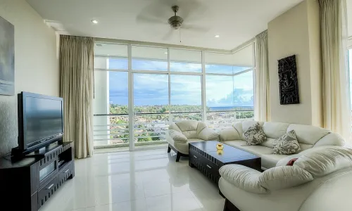 Превосходные апартаменты с 2 спальнями и с видом на море в проекте Карон Хилл, на пляже Карон