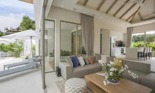 Прекрасная вилла с 3 спальнями и с видом на бассейн в проекте Тричада, на пляже Бангтао/Лагуна