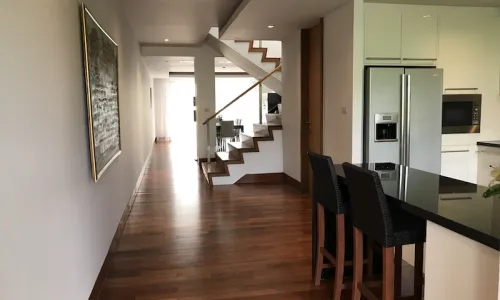 Прекрасные апартаменты с 3 спальнями и с видом на бассейн, не далеко от моря в проекте Перл оф Найтон, на пляже Найтон