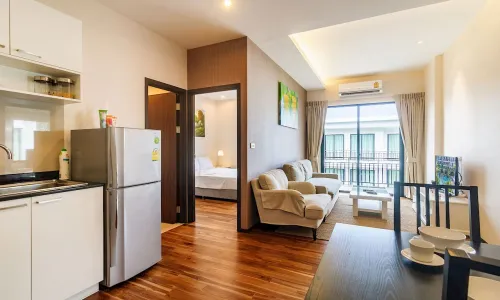 Превосходные апартаменты с 2 спальнями и с видом на бассейн, на пляже Найхарн