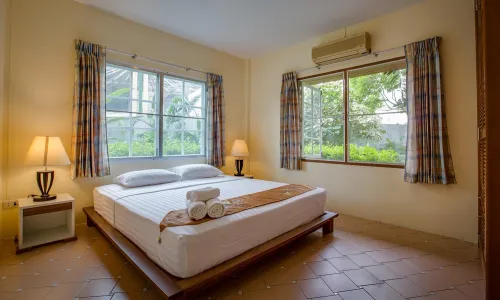 Комфортабельная вилла с 2 спальнями и с видом на сад, на пляже Чалонг