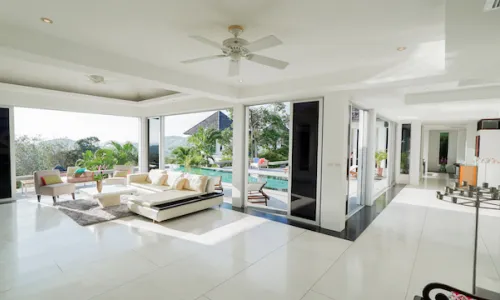 Комфортабельная вилла с 4 спальнями и с видом на море в проекте Оверлукинг Лайян, на пляже Бангтао/Лагуна