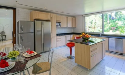 Сказочная вилла с 5 спальнями и с видом на бассейн в проекте Лаян Эстейт, на пляже Лаян 