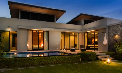 Cтильная вилла с 3 спальнями и с видом на бассейн в проекте Модерн Зен, на пляже Найхарн (+ Видео обзор)