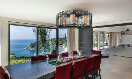 Превосходная вилла премиум класса с 8 спальнями и с видом на море в проекте Кейп Амарин, на пляже Камала 