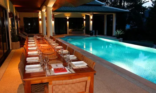 Восхитительная вилла с 6 спальнями и с видом на бассейн, на пляже Найхарн