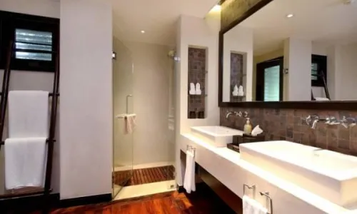 Потрясающие апартаменты с 3 спальнями и с видом на сад, не далеко от моря в проекте Чом Таван, на пляже Бангтао/Лагуна