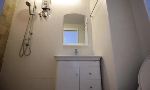 Потрясающие апартаменты с 1 спальней и с видом на горы, на пляже Чалонг